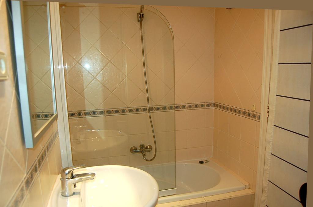 Apartamento Tiziano Mercado Central Apartment Valencia Ruang foto