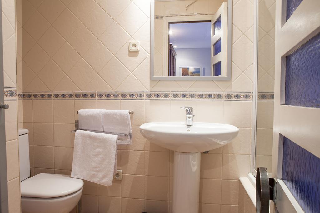 Apartamento Tiziano Mercado Central Apartment Valencia Bagian luar foto
