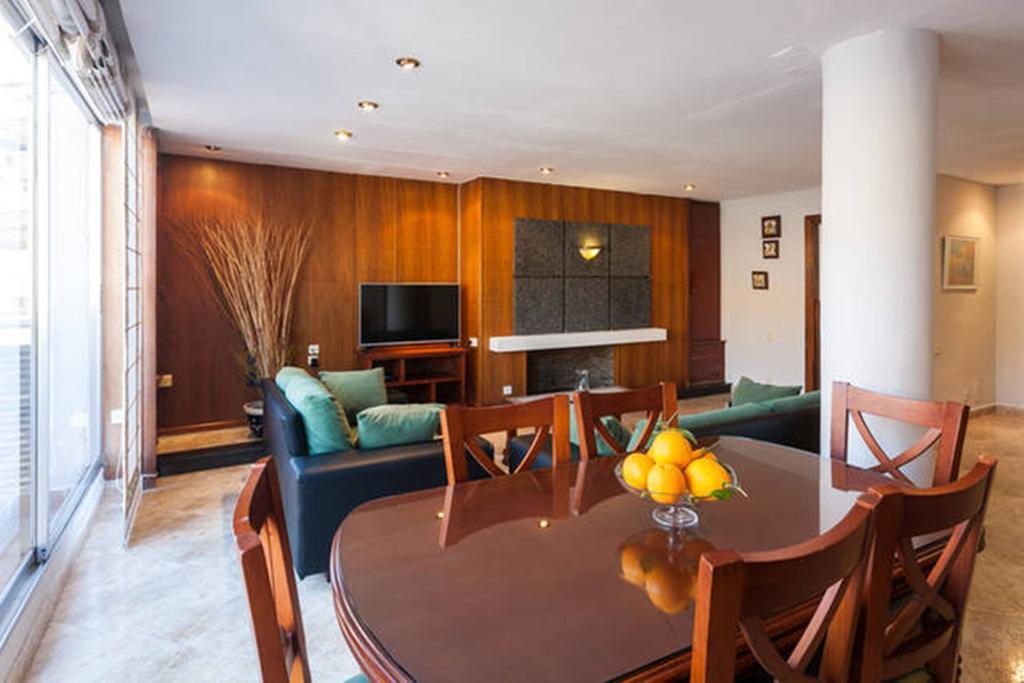 Apartamento Tiziano Mercado Central Apartment Valencia Bagian luar foto