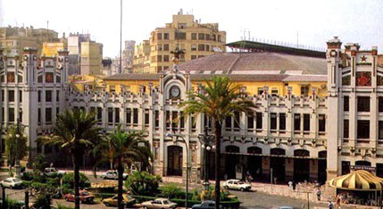Apartamento Tiziano Mercado Central Apartment Valencia Bagian luar foto